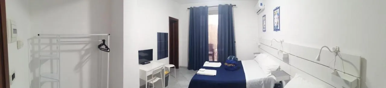Morfeo B&B Taormina 3*,  Italy